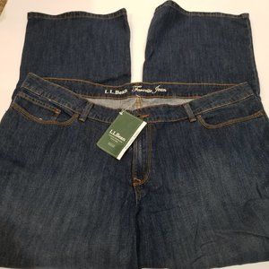 NWT L.L. Bean Straight Fit Dark Wash 18W